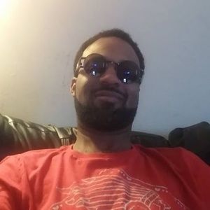 Meet your Posher, Jemichael